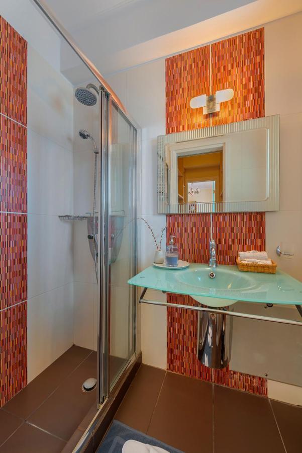 The Painters Luxurious Villa Anavyssos Exterior photo